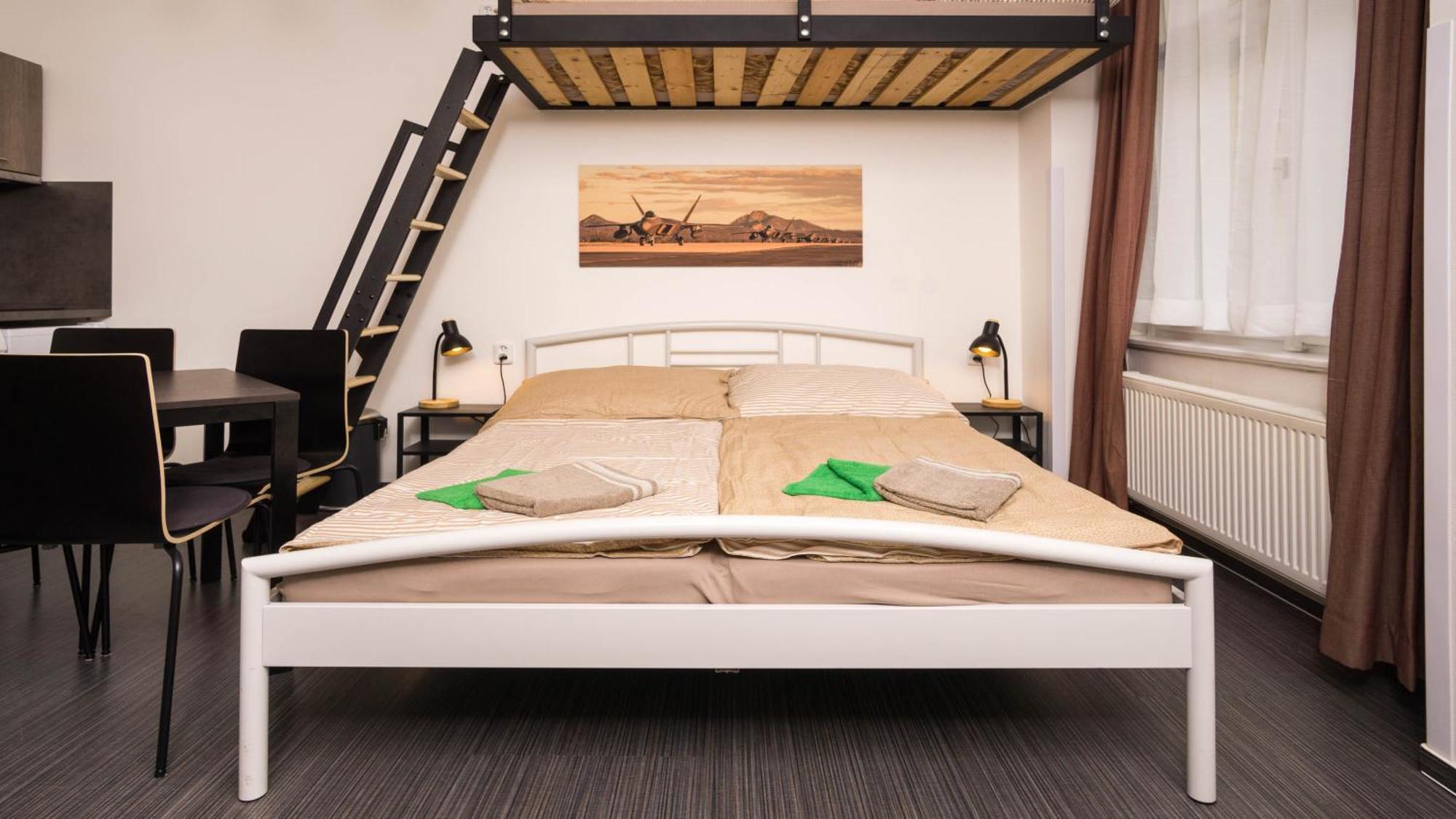 Flying Bed Apartment Close To Prague Castle And Airport * Prague